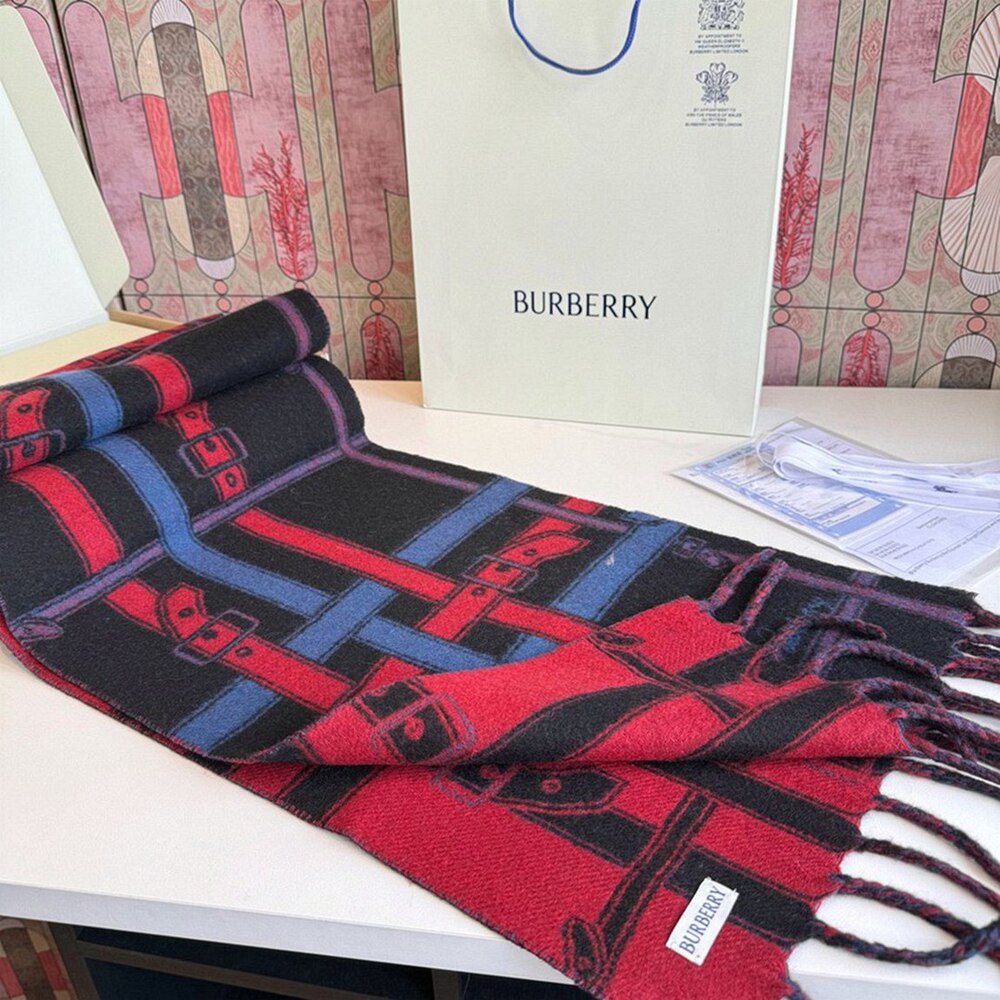 Burberry Navy Red‑Blue Motif Cashmere - Picture 6 of 8